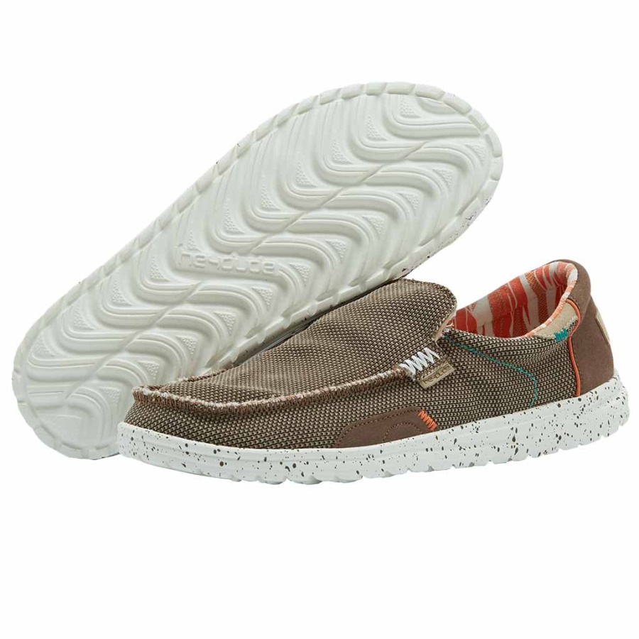 Hey Dude Mikka Hawk Nut