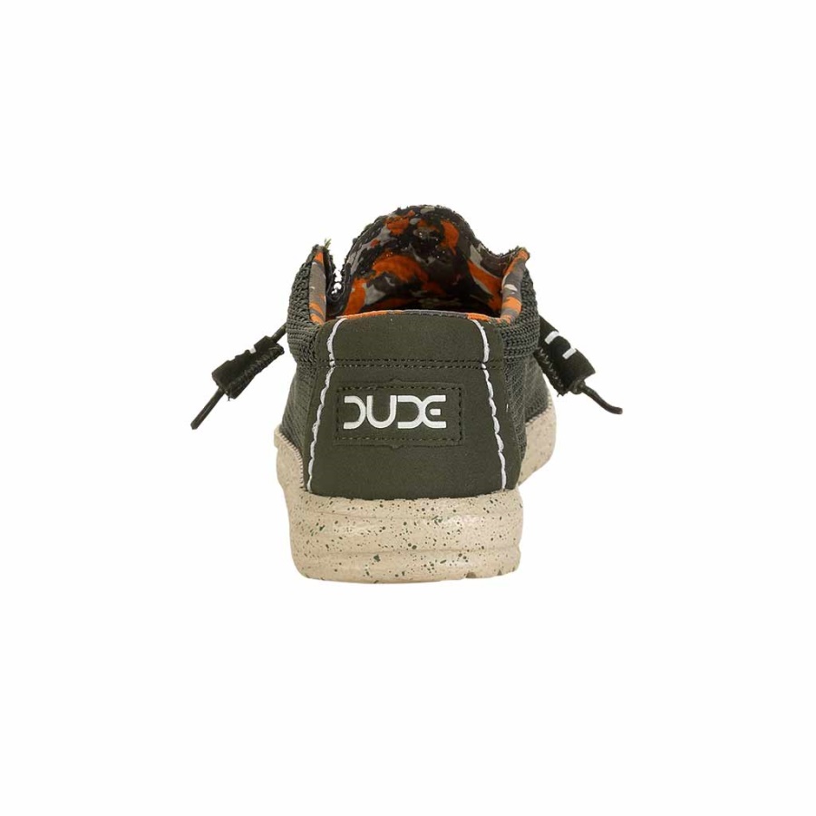 Hey Dude Wally Sox Musk